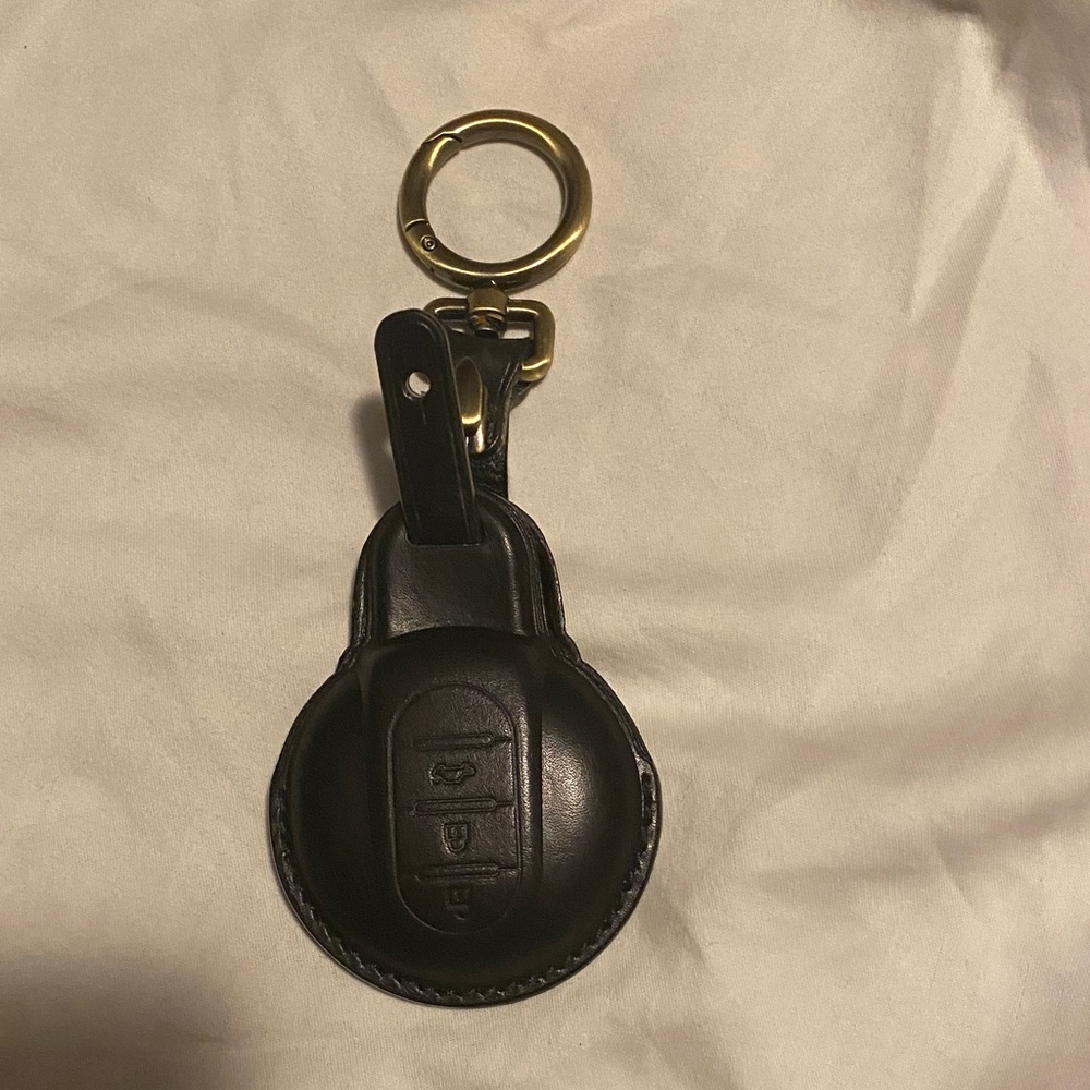Elegant Black Leather Key Holder